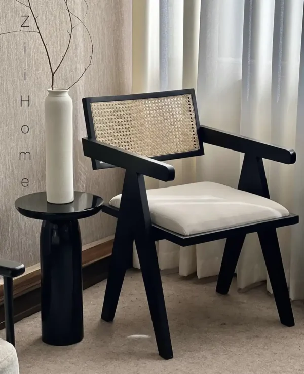 صندلی پیر ژانره Pierre jeanneret