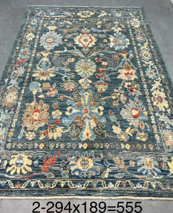 F1047
